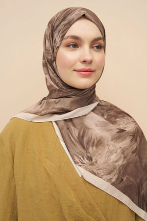 Flowing Peony Pattern Italian Silk Shawl — Bej