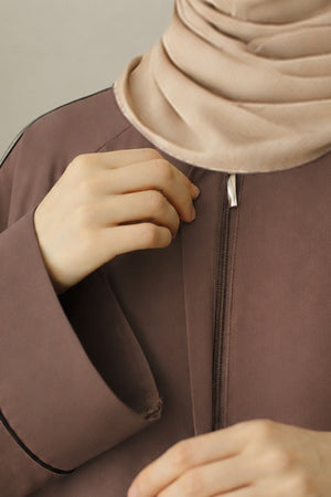 Relaxed Fit Crepe Abaya with Contrast Piping and Stand Collar — vizon