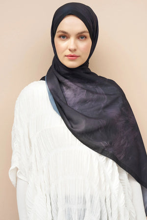 Flowing Peony Pattern Italian Silk Shawl — Siyah