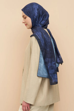 Flowing Peony Pattern Italian Silk Shawl — Lacivert