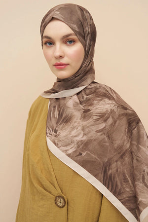 Flowing Peony Pattern Italian Silk Shawl — Bej