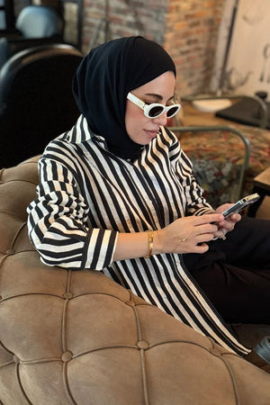 Smooth Crepe Shawl for Versatile Modest Styling — siyah