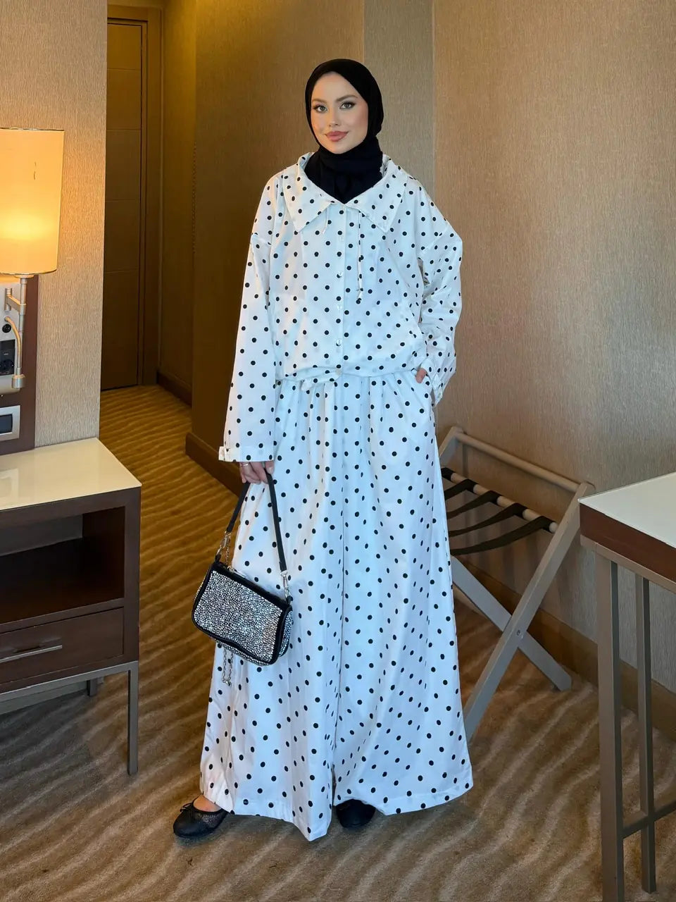 طقم جاكيت وبنطلون منقط
