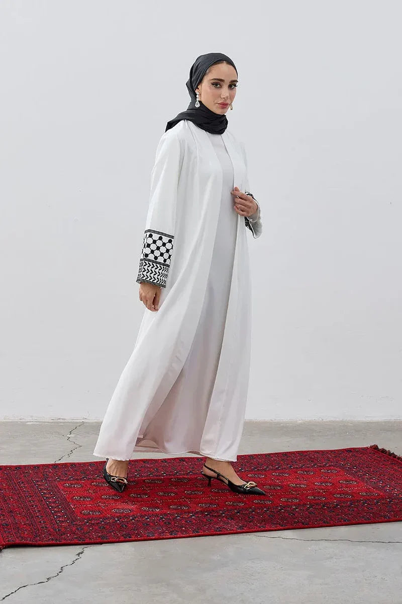 Modern Keffiyeh Embroidered Sleeve Dubai Fabric Abaya