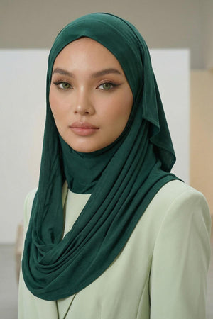 Ready-to-Wear Jersey Bonnet Shawl with Face Covering