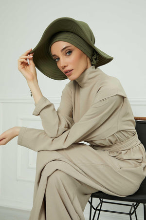 Comfortable Aerobin Fabric Bonnet with Side Gather Detail
