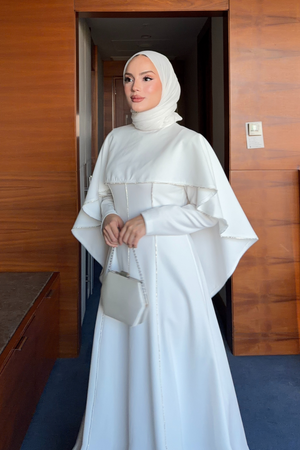Modest Maxi Crepe Dress with Detachable Cape & Stone Details — Beyaz