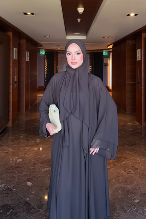Flowing Chiffon Abaya with Matching Shawl and Belt — Kahverengi