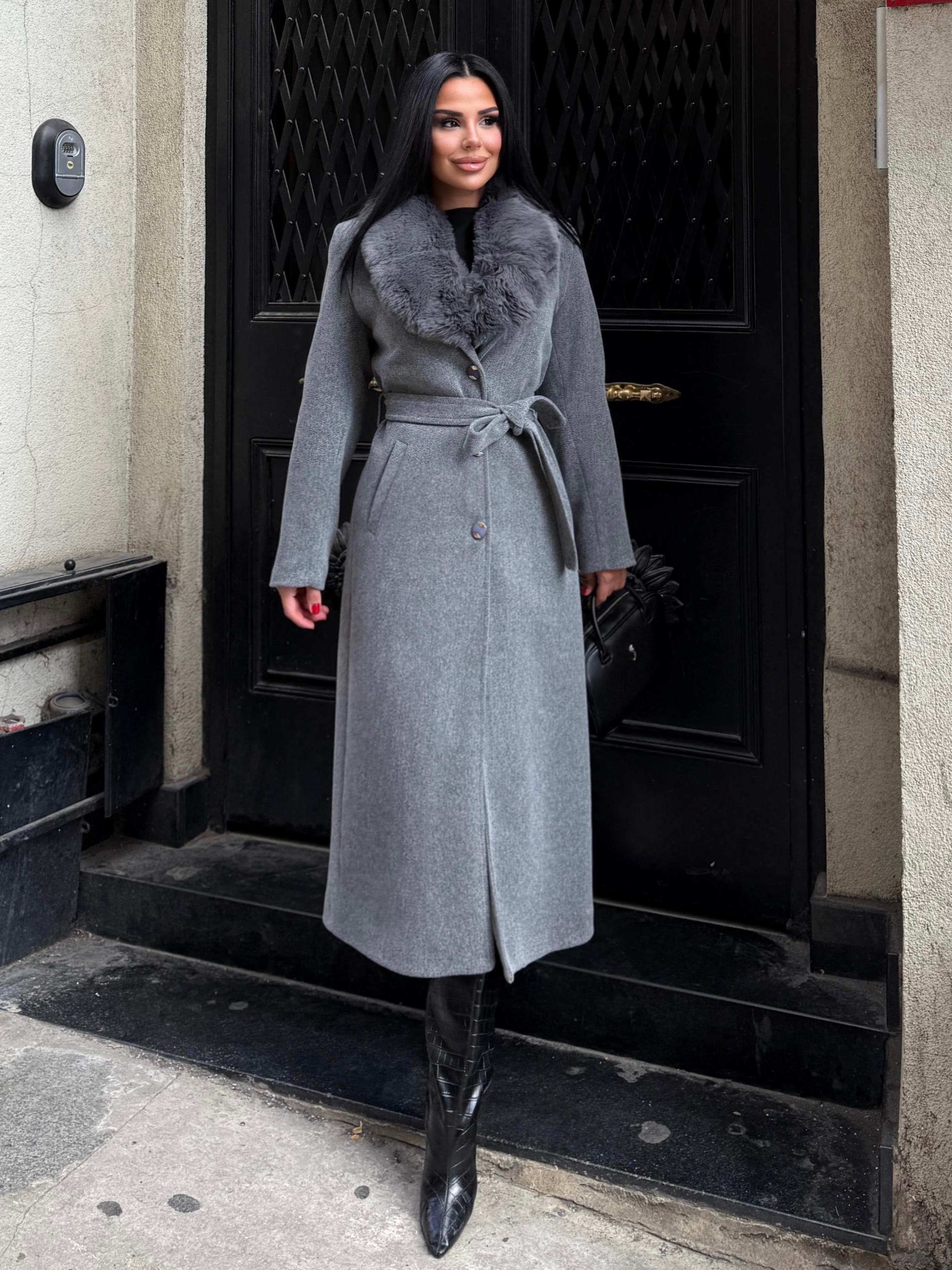 Premium Wool Coat with Detachable Fur Collar (JK011)