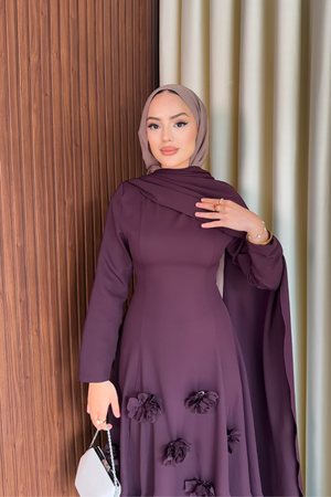 Elegant Long Sleeve Evening Dress with Detachable Roses — Murdum