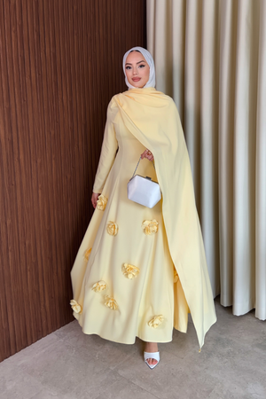 Elegant Long Sleeve Evening Dress with Detachable Roses — Sari