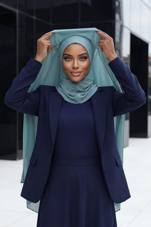 Practical Bonneted Chiffon Shawl