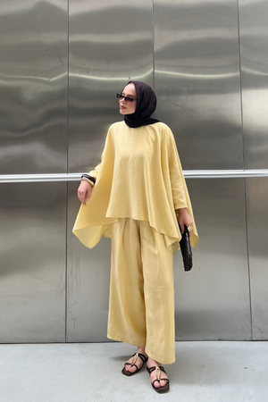 Relaxed Batwing Linen Top & Wide-Leg Trousers Set — Sari