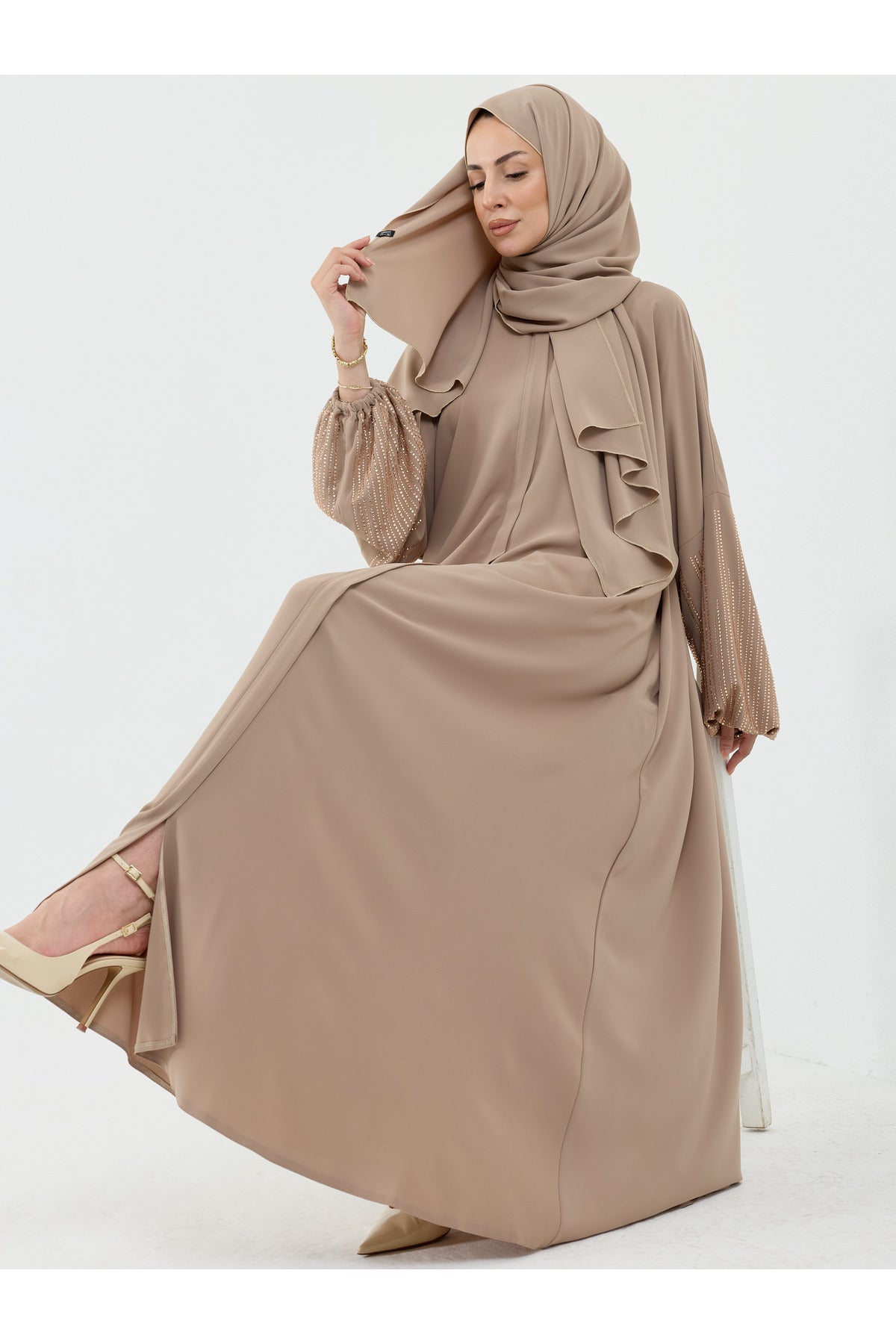 Abaya Set with Embellished Sleeves & Matching Shawl — Bej