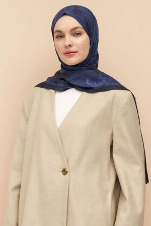 Flowing Peony Pattern Italian Silk Shawl — Lacivert