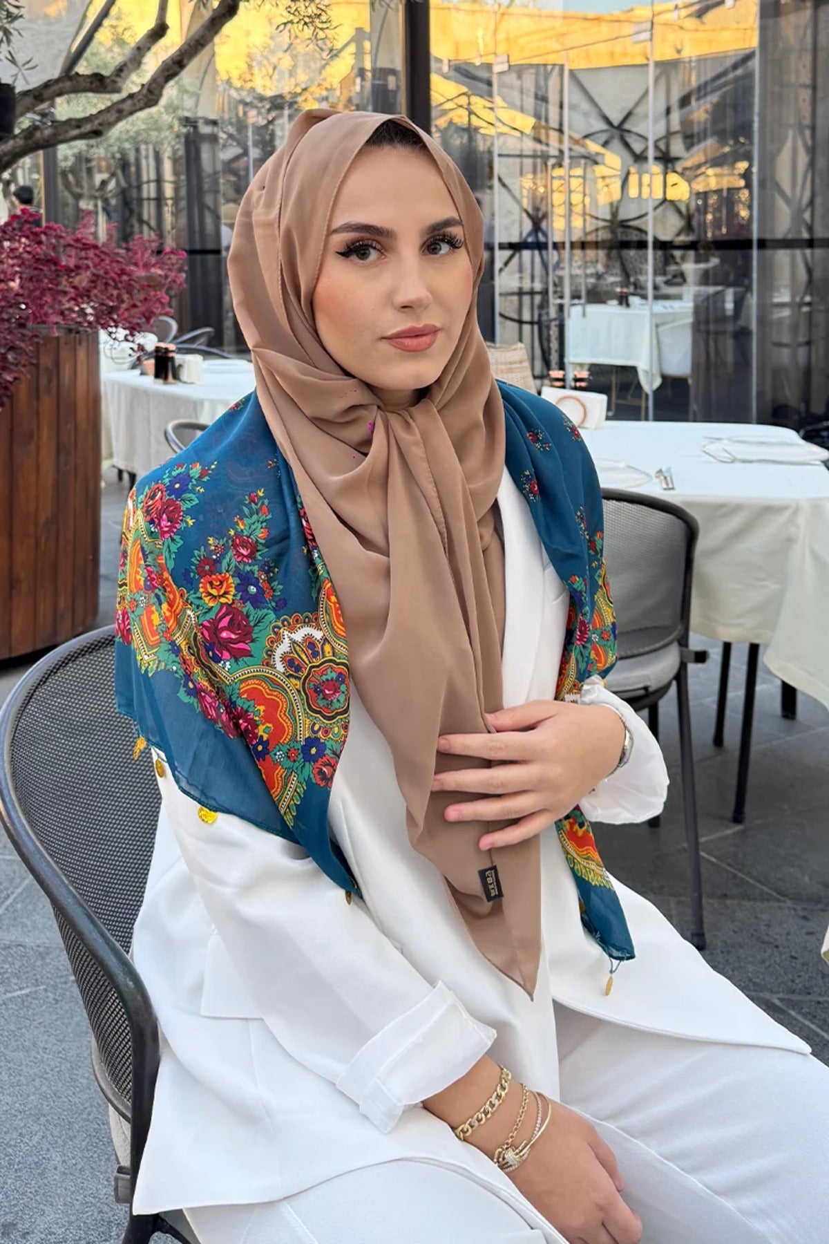 Smooth Crepe Shawl for Versatile Modest Styling — Çok Renkli