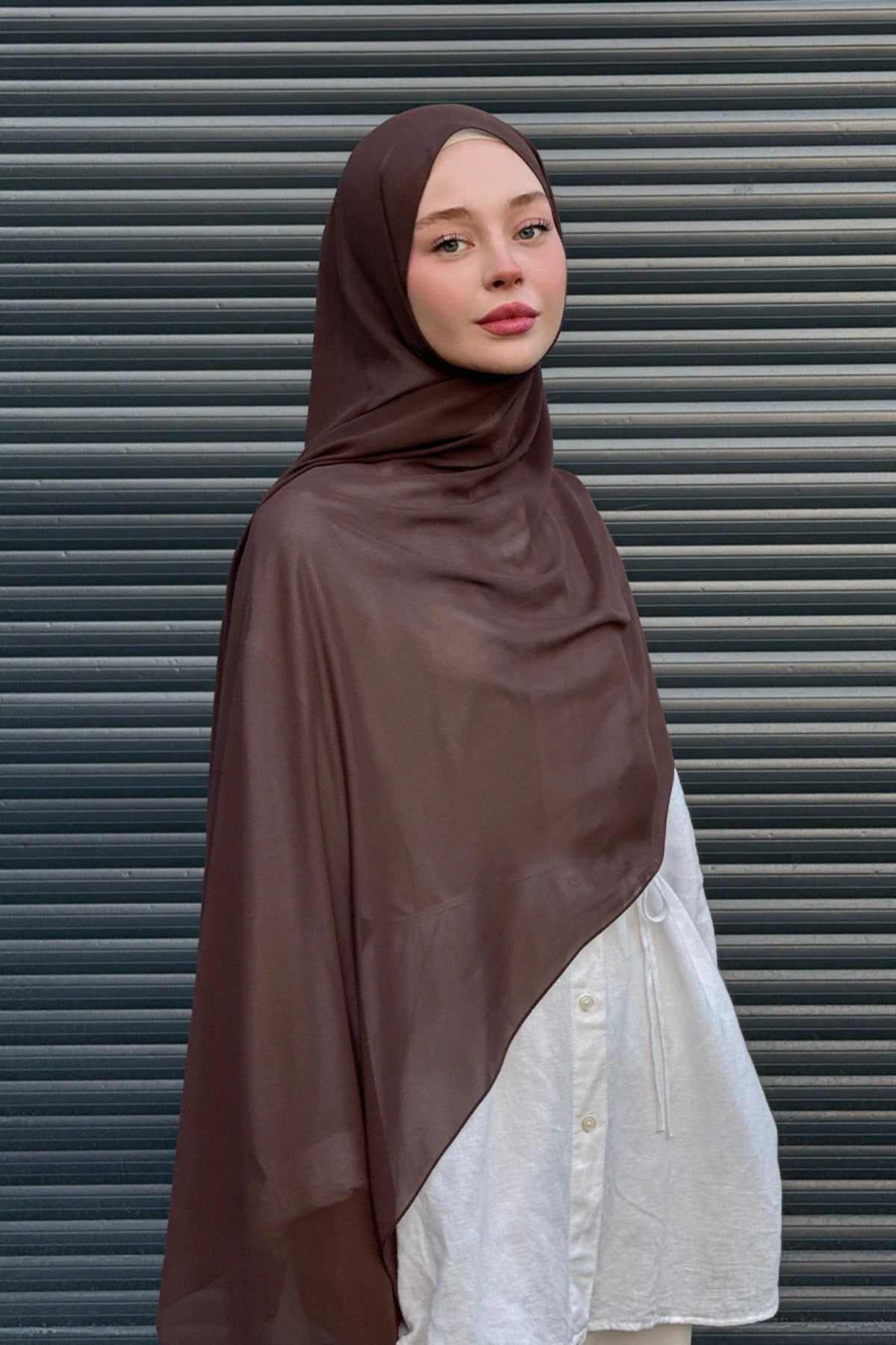 Smooth Crepe Shawl for Versatile Modest Styling — aci-kahve