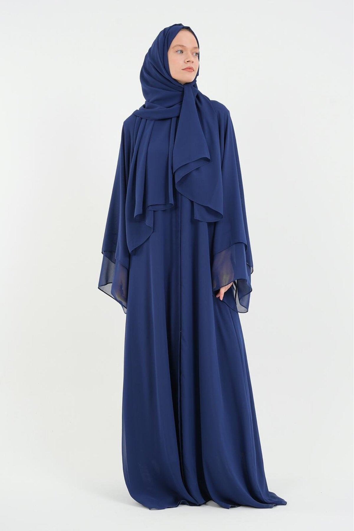 Long Lightweight Abaya and Matching Shawl Set with Snap Closure — acik-lacivert