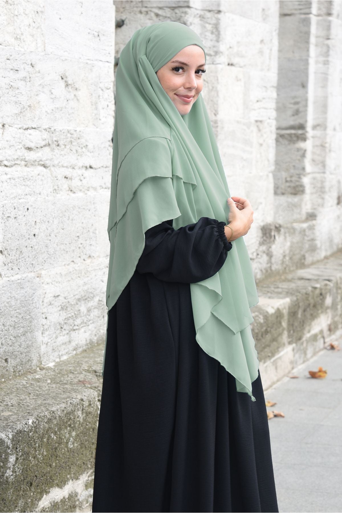 Long Layered Chiffon Khimar with Tie-Back Niqab — yesil