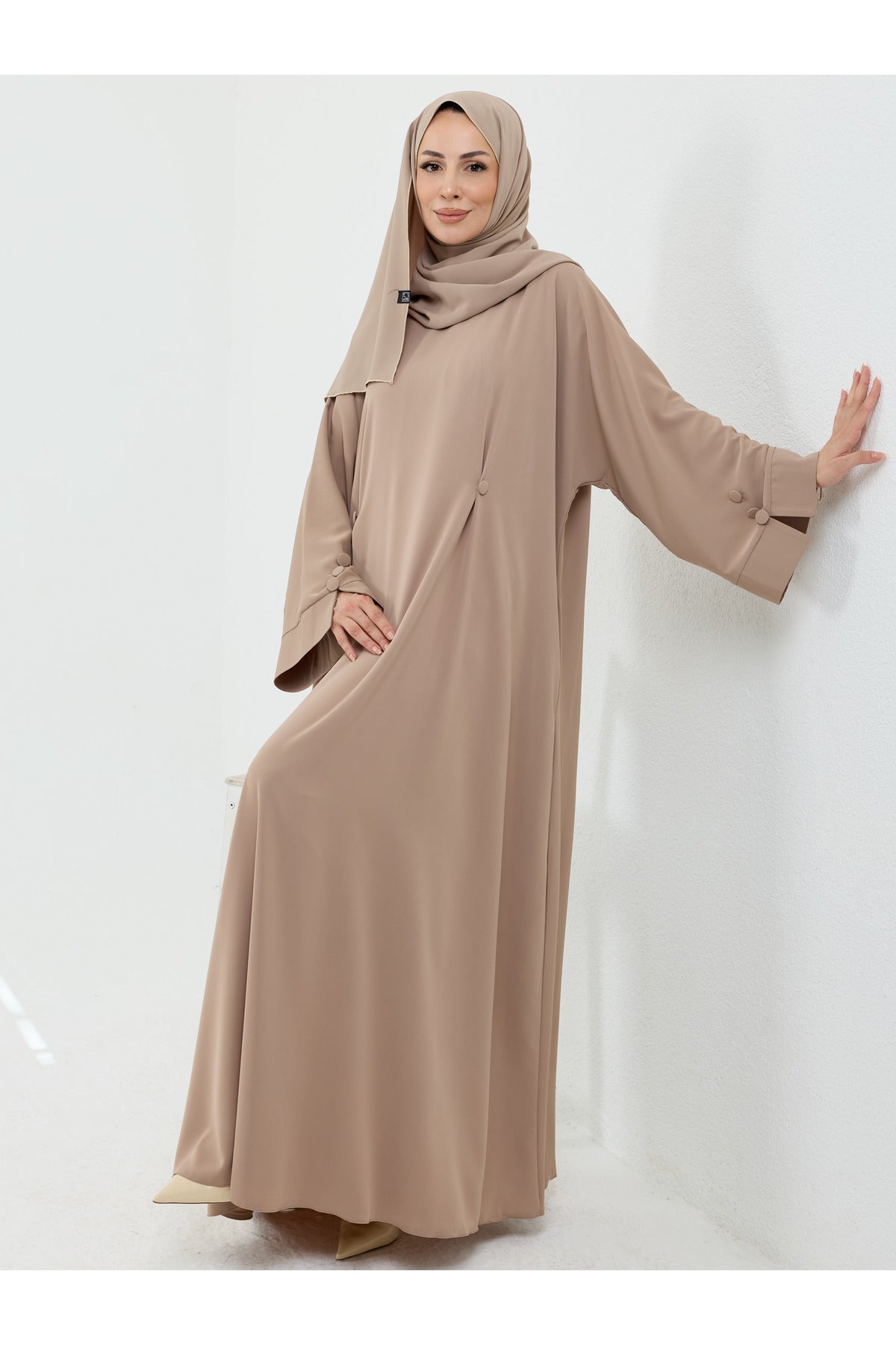 Modest Full-Zip Abaya with Matching Shayla and Button Cuffs — Bej