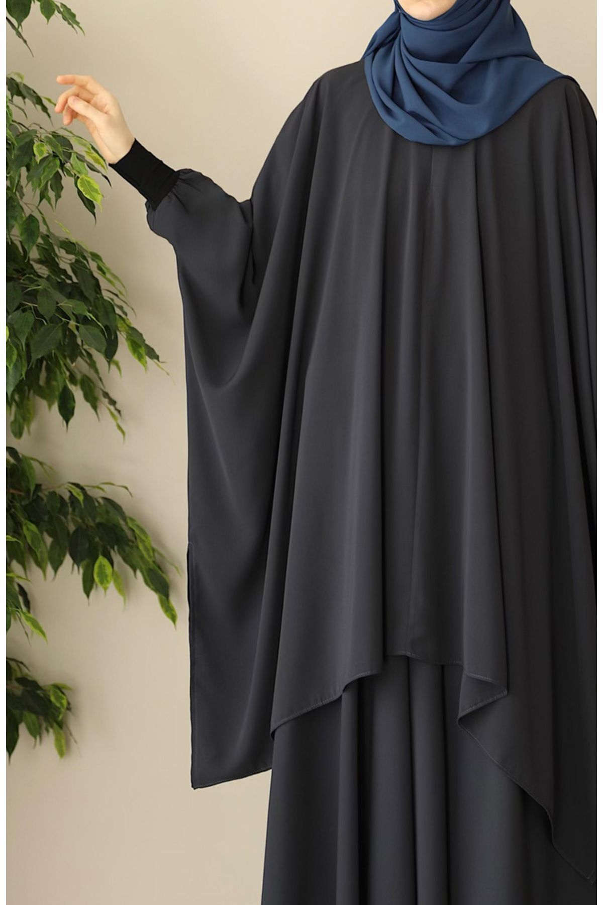 Modest Relaxed Fit Long Tunic & Skirt Set with Batwing Sleeves — Gri