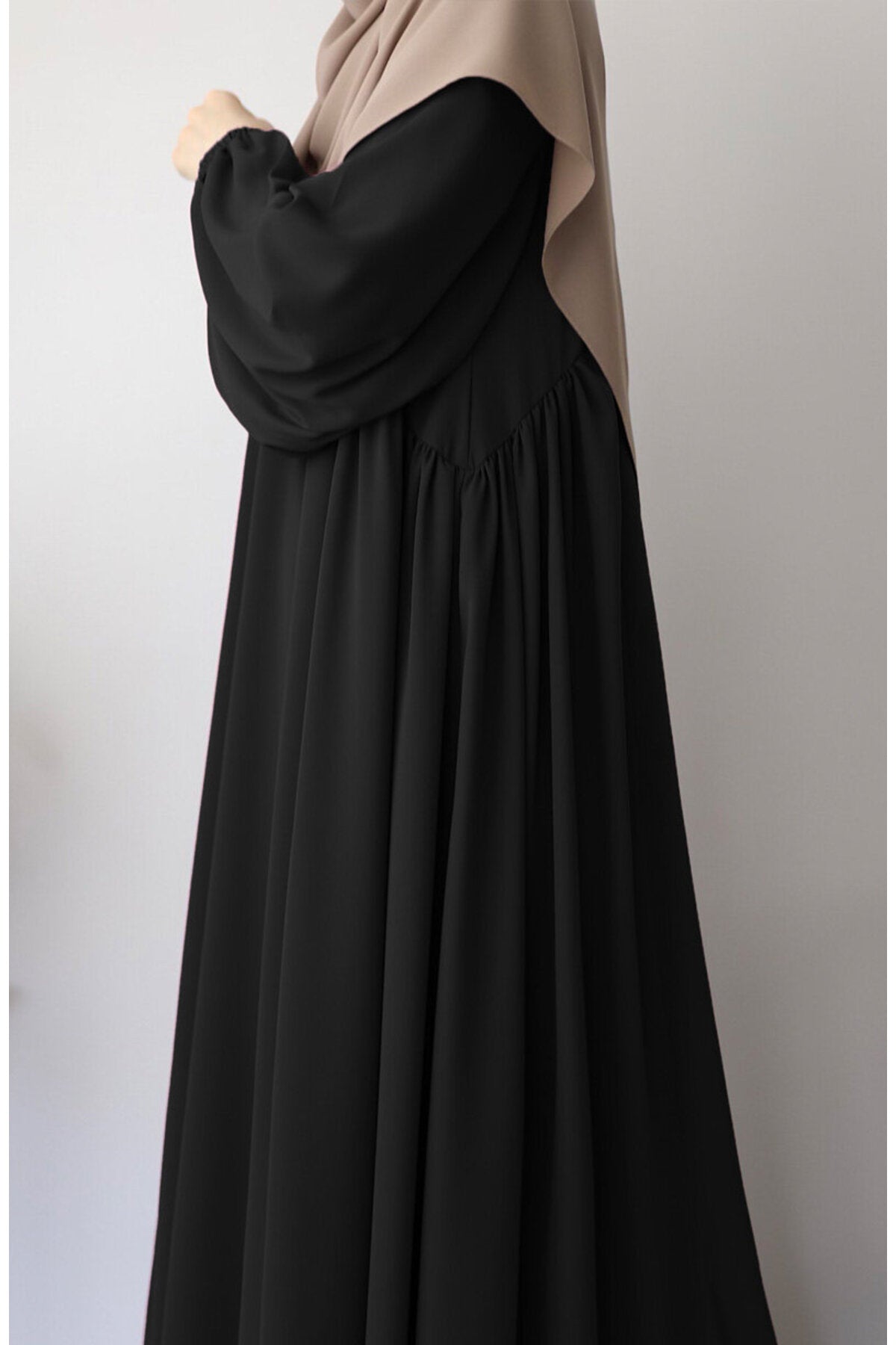 Relaxed Fit Long Modest Dress with Pockets — Siyah