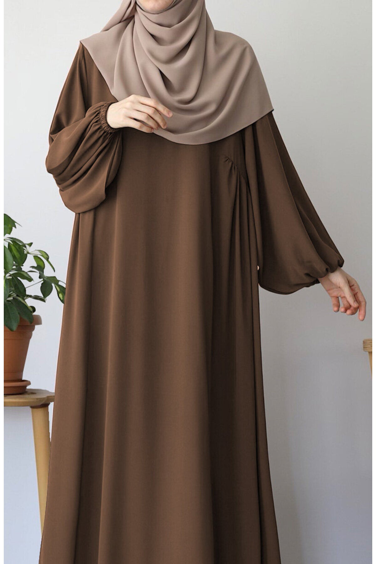 Relaxed Fit Long Modest Dress with Pockets — Kahverengi