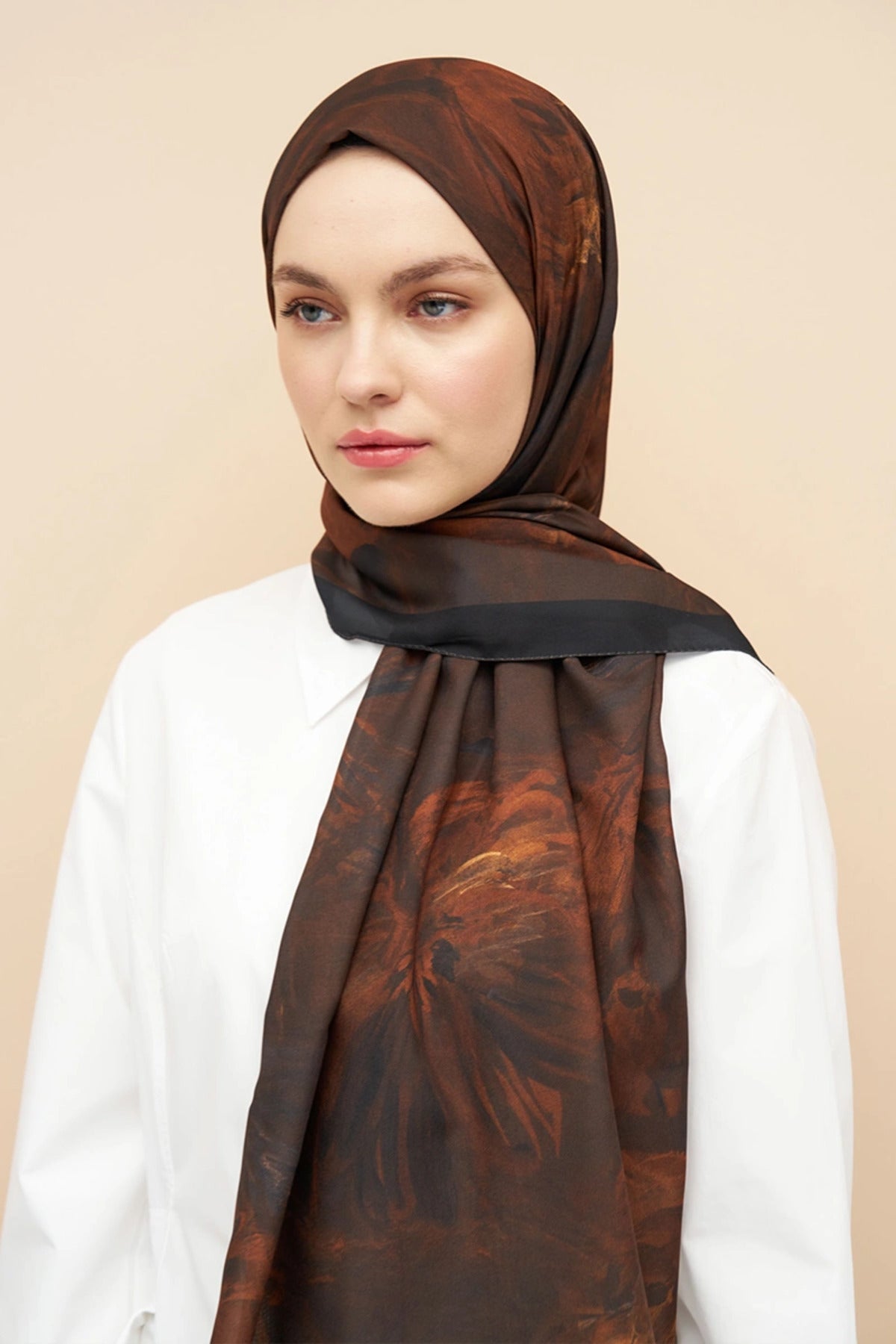 Flowing Peony Pattern Italian Silk Shawl — Sarı