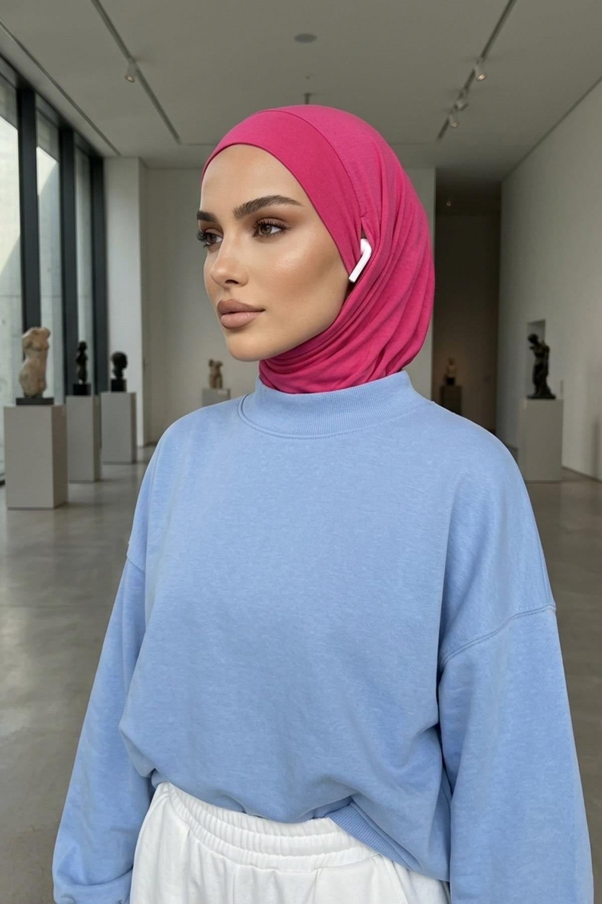 Jersey Bonnet with Neck Coverage and Earphone Opening