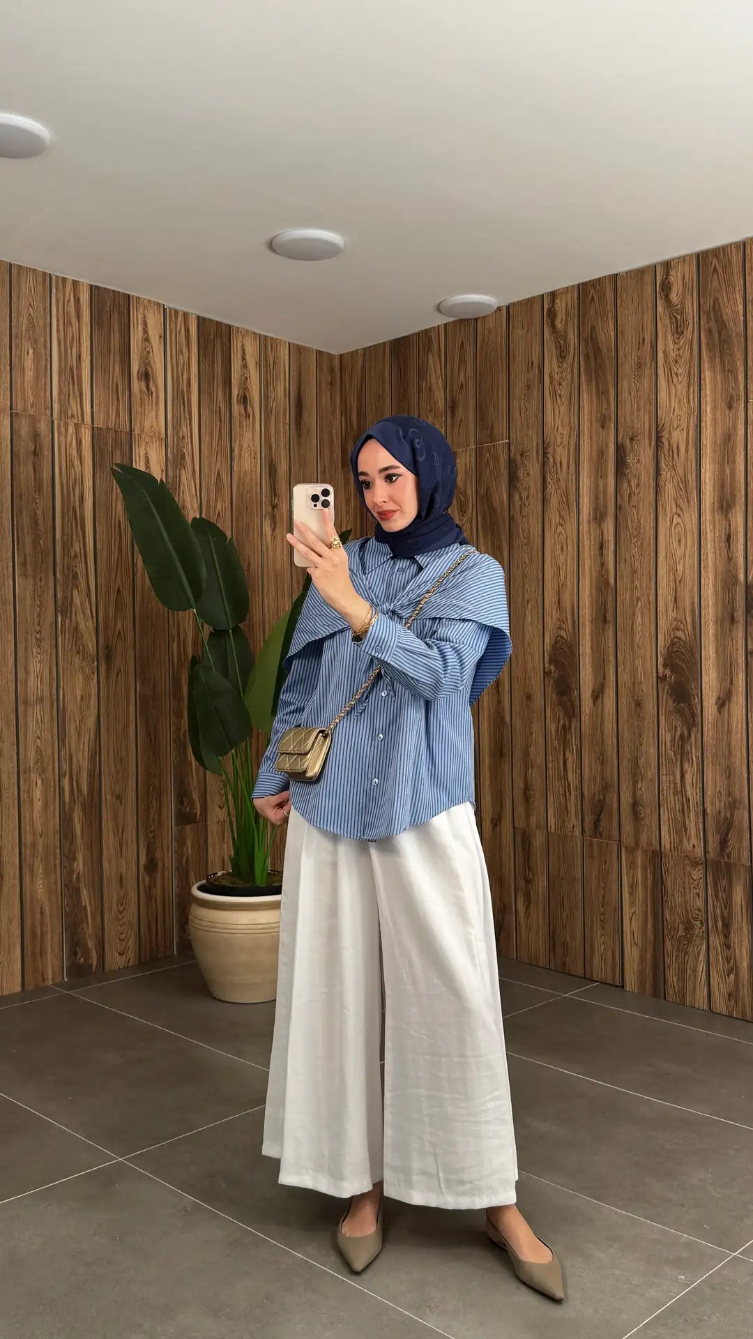 Flowing Wide-Leg Palazzo Trousers, Elastic Waist