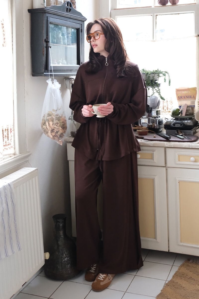 Burgundy Modest Zippered Set