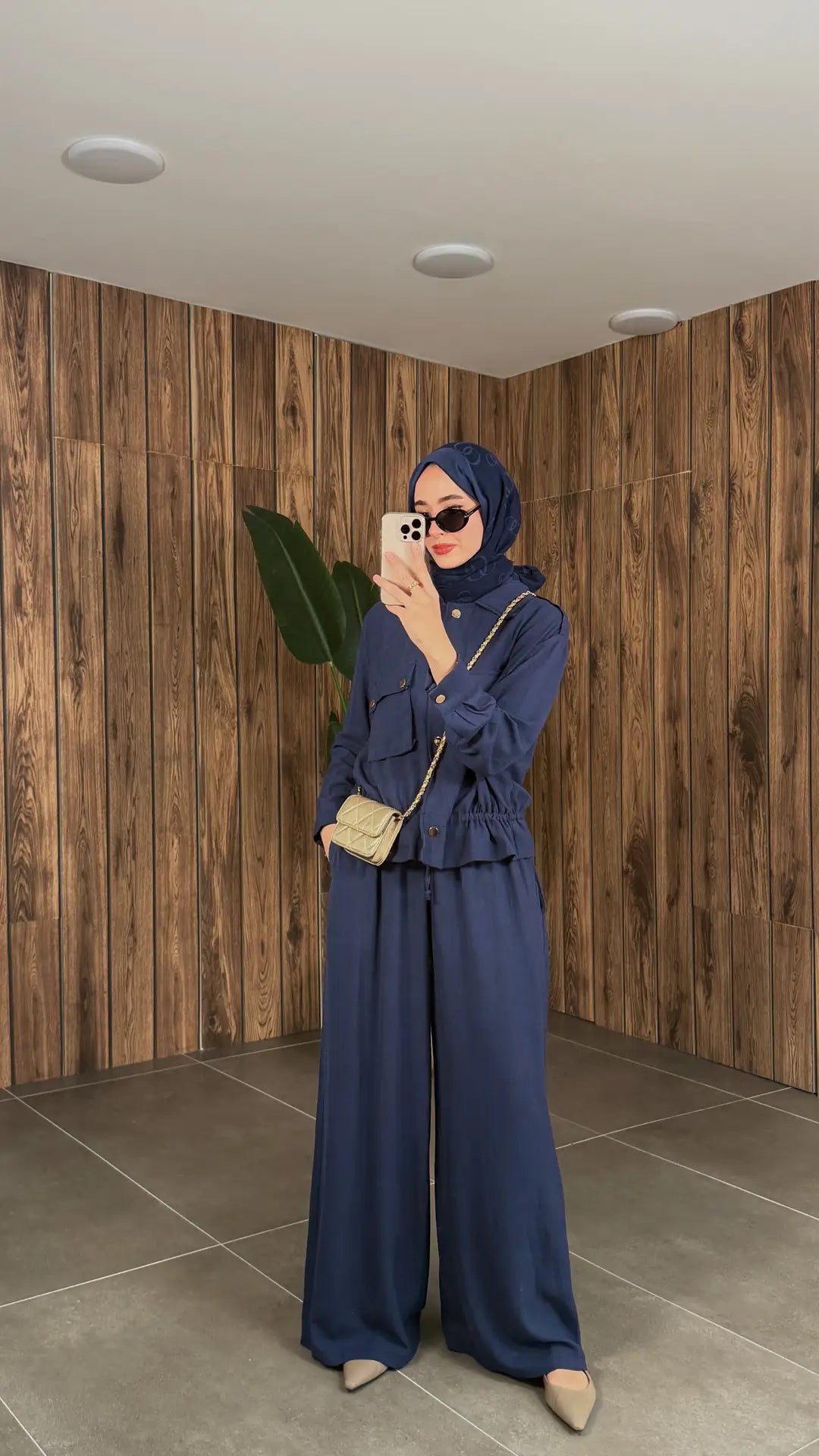 Relaxed Linen Two-Piece Set with Drawstring Waist