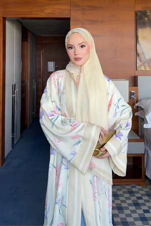 Flowy Floral Satin Open Abaya with Striped Trim and Shawl — Bej