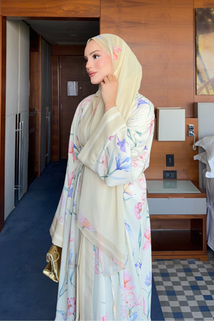 Flowy Floral Satin Open Abaya with Striped Trim and Shawl — Bej