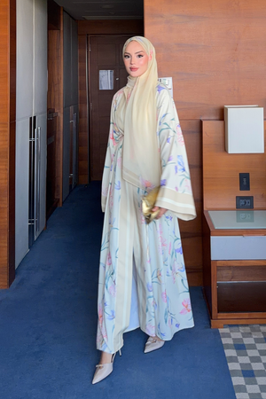 Flowy Floral Satin Open Abaya with Striped Trim and Shawl — Bej