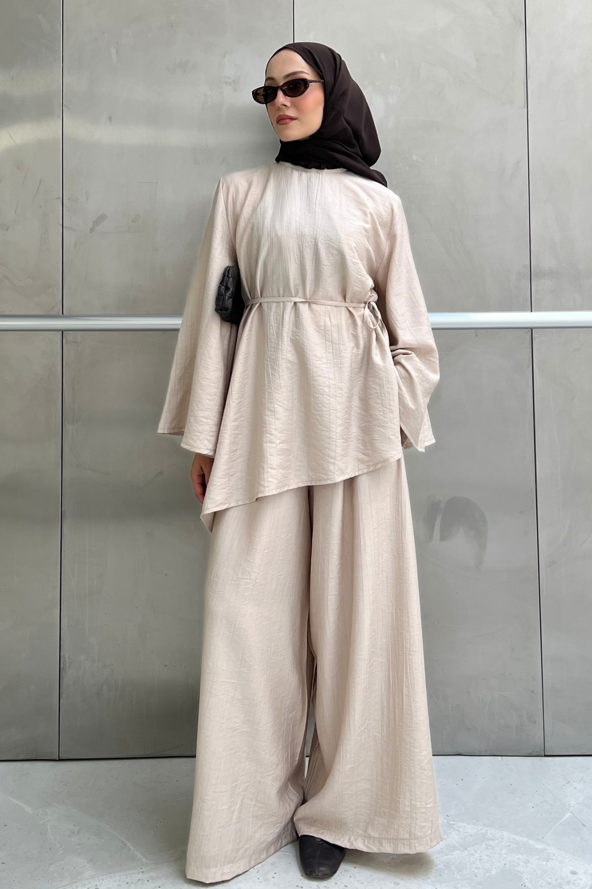 Asymmetric Tunic Top & Wide-Leg Trousers Set — Bej