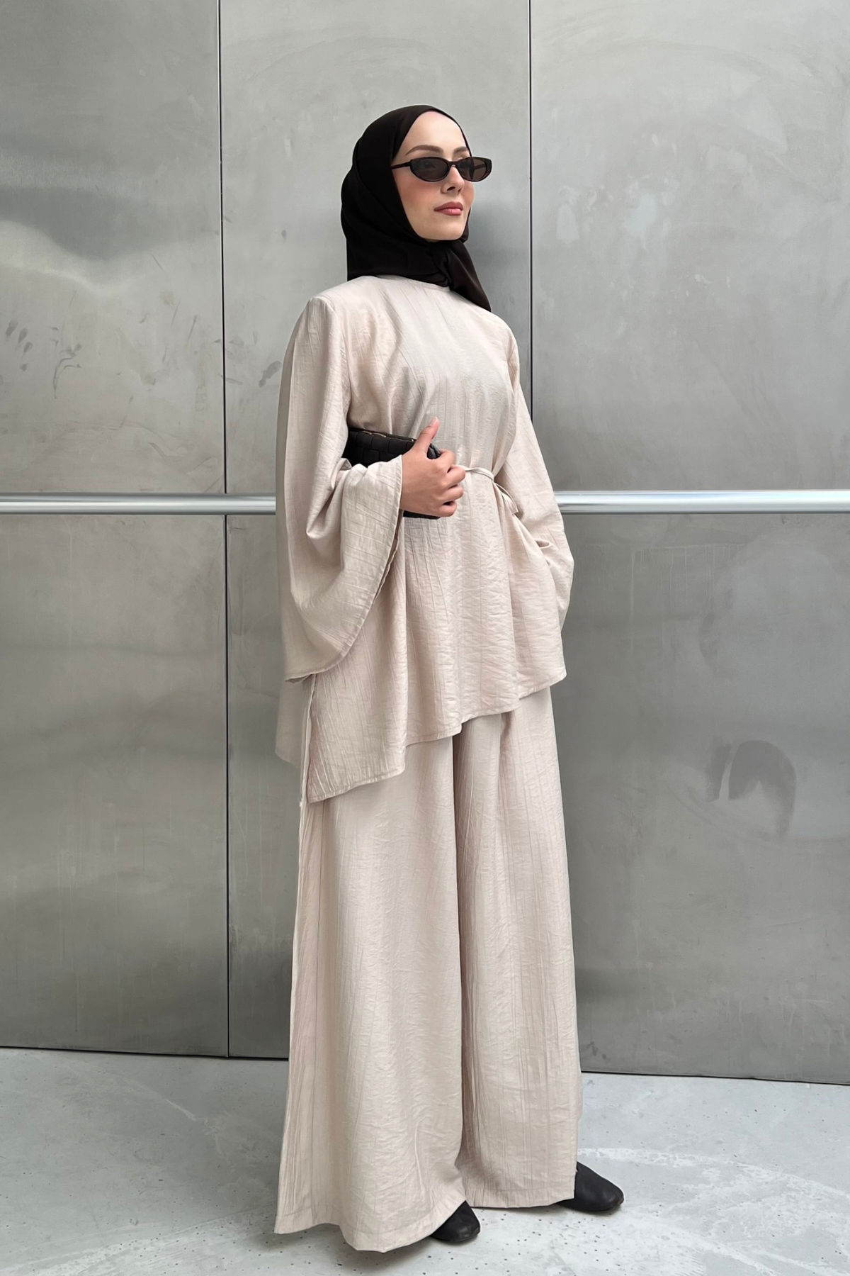 Asymmetric Tunic Top & Wide-Leg Trousers Set — Bej