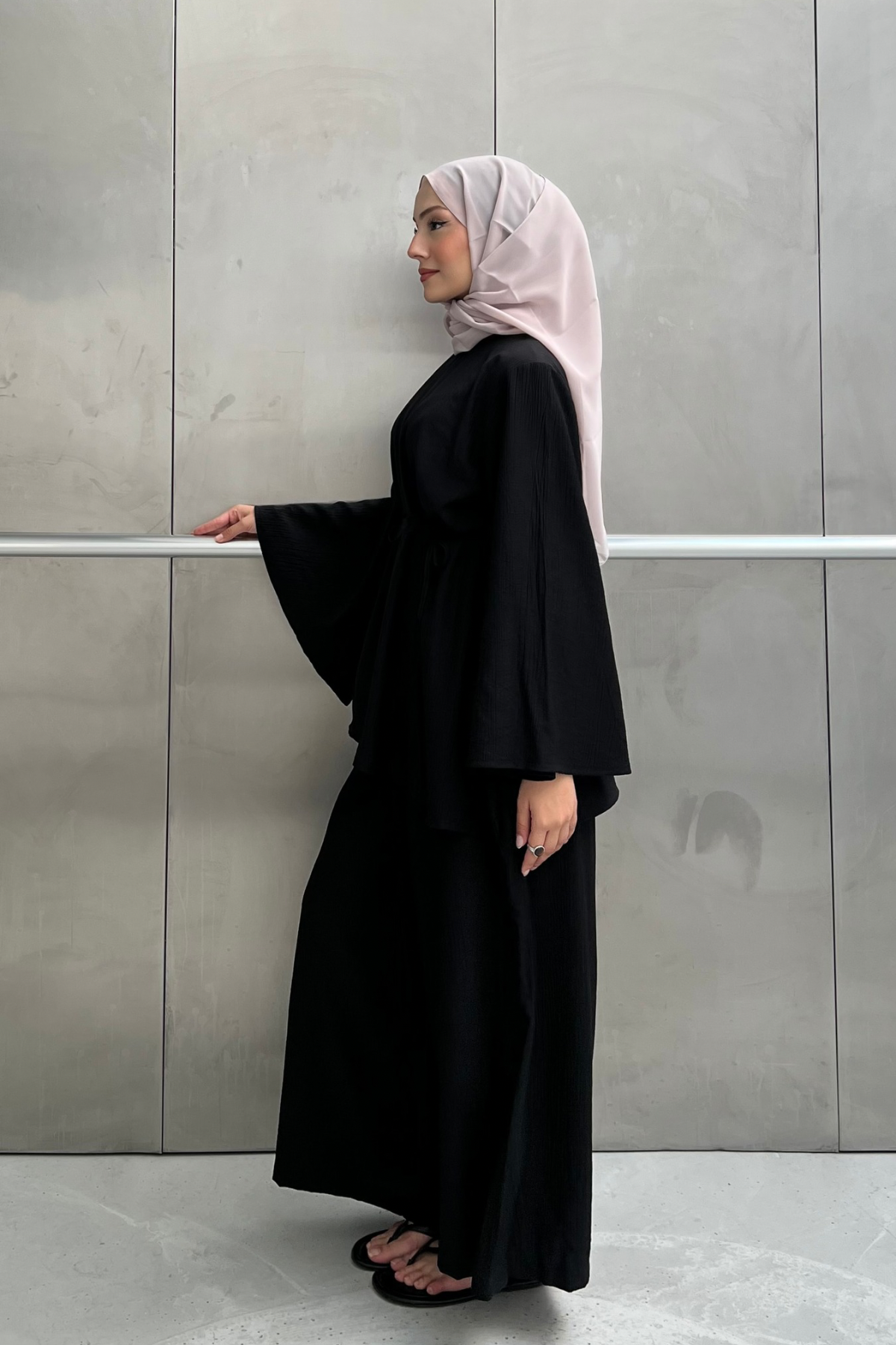 Asymmetric Tunic Top & Wide-Leg Trousers Set — Siyah