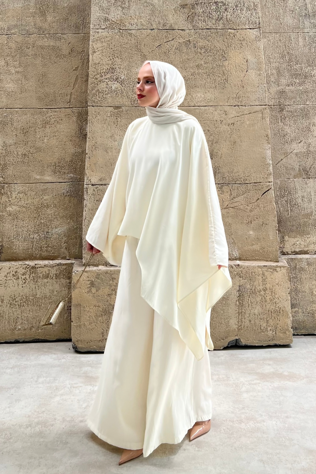Asymmetric Tencel Set with Flowing Tunic & Wide Trousers — Ekru