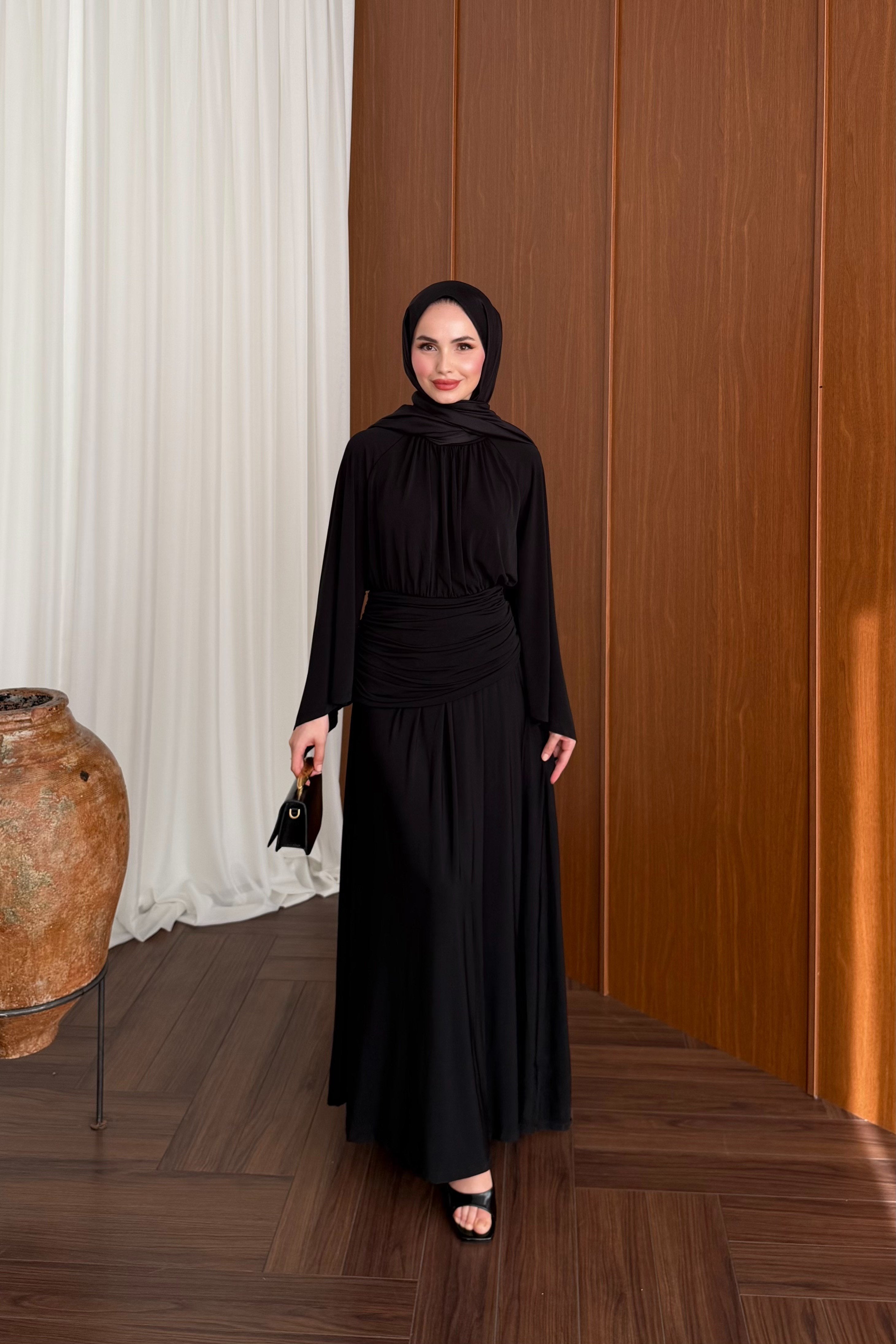 Elegant Draped Maxi Dress with Wide Sleeves and Back Zipper — SİYAH