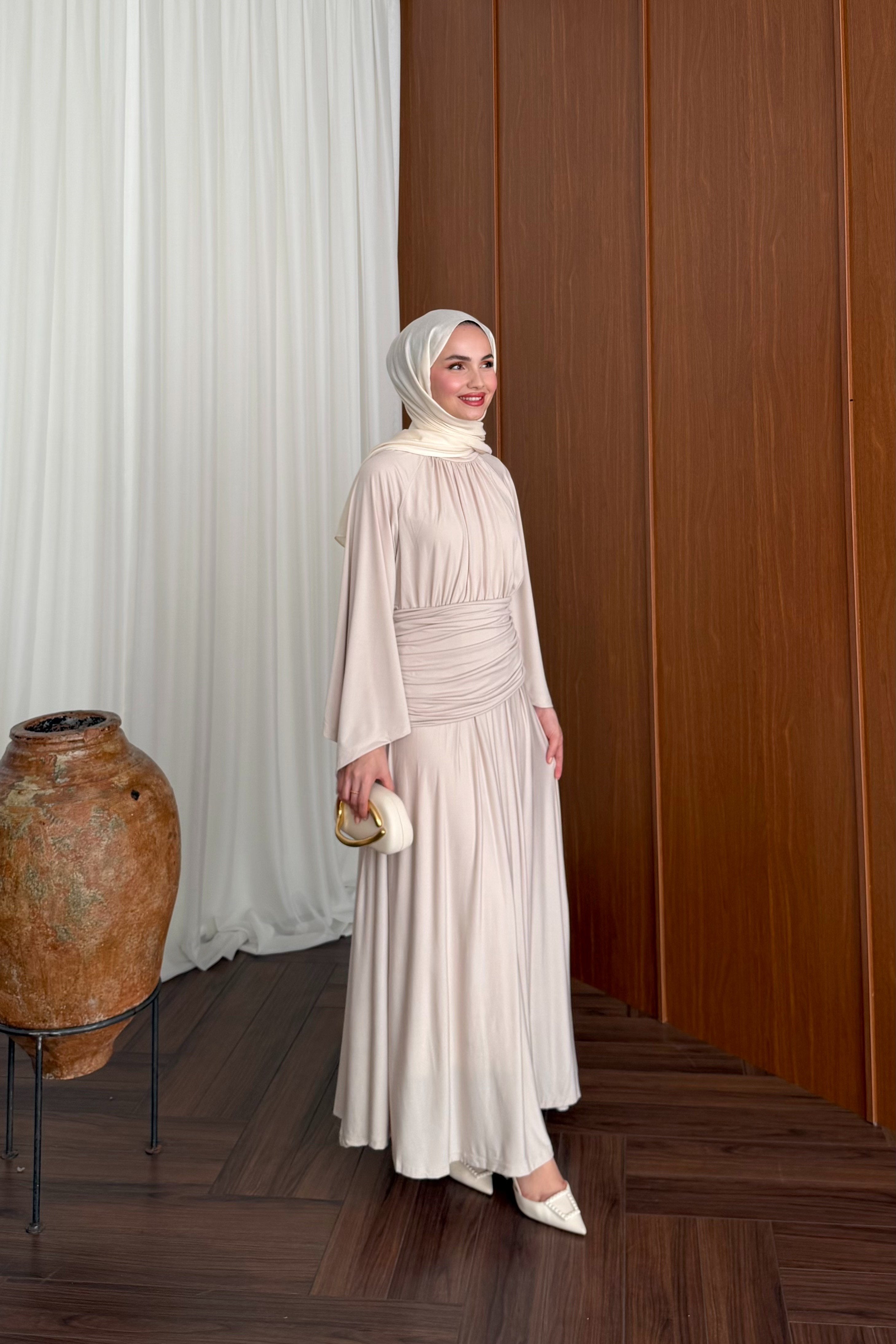 Elegant Draped Maxi Dress with Wide Sleeves and Back Zipper — TAŞ