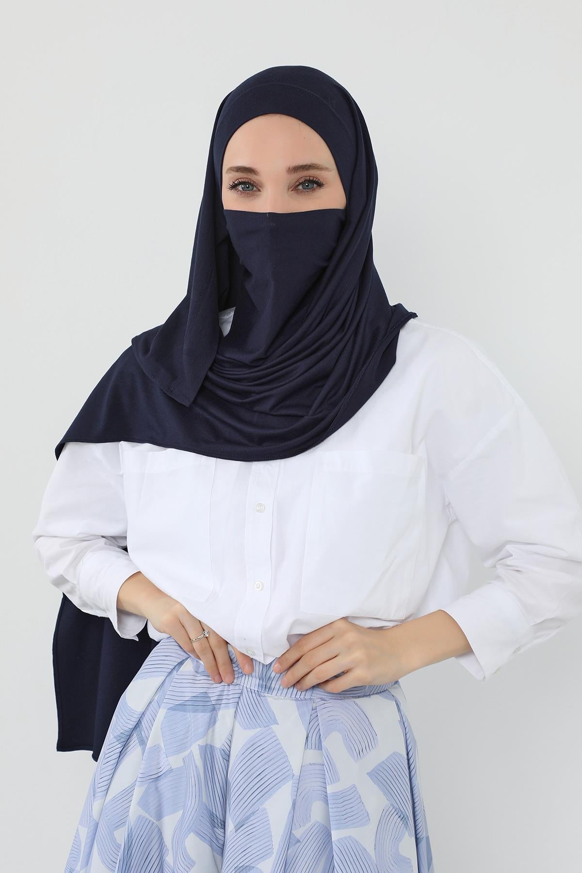 Ready-to-Wear Jersey Bonnet Shawl with Face Covering