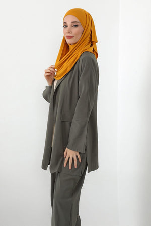 Ready-to-Wear Jersey Bonnet Shawl with Face Covering