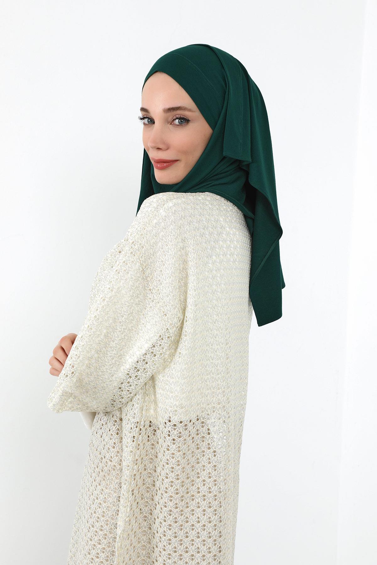 Ready-to-Wear Jersey Bonnet Shawl with Face Covering