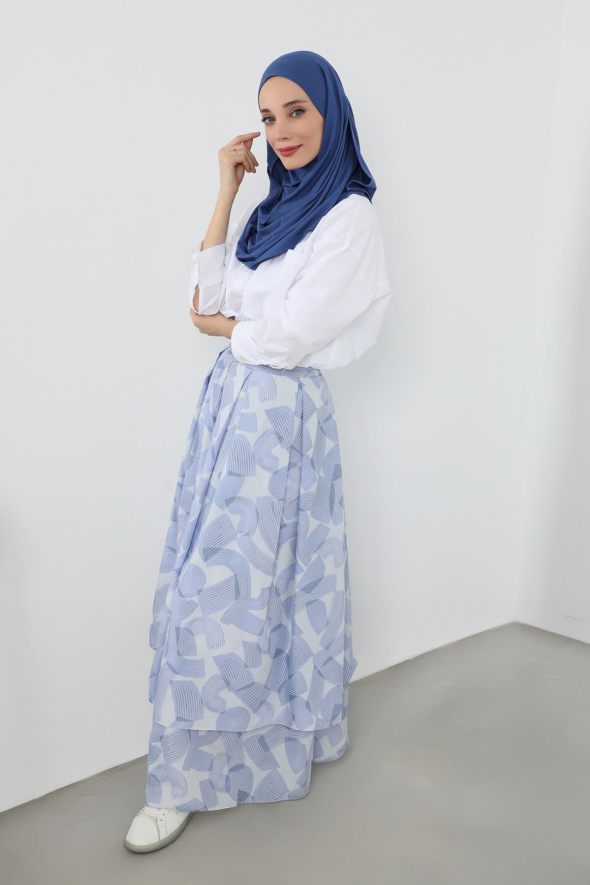 Ready-to-Wear Jersey Bonnet Shawl with Face Covering