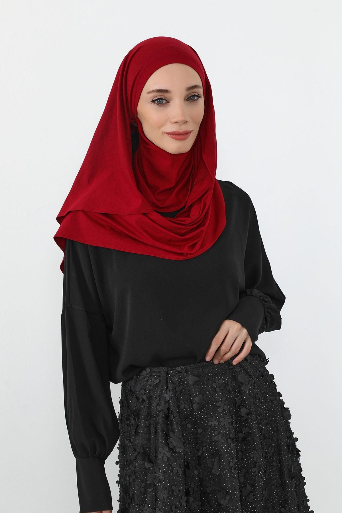Ready-to-Wear Jersey Bonnet Shawl with Face Covering