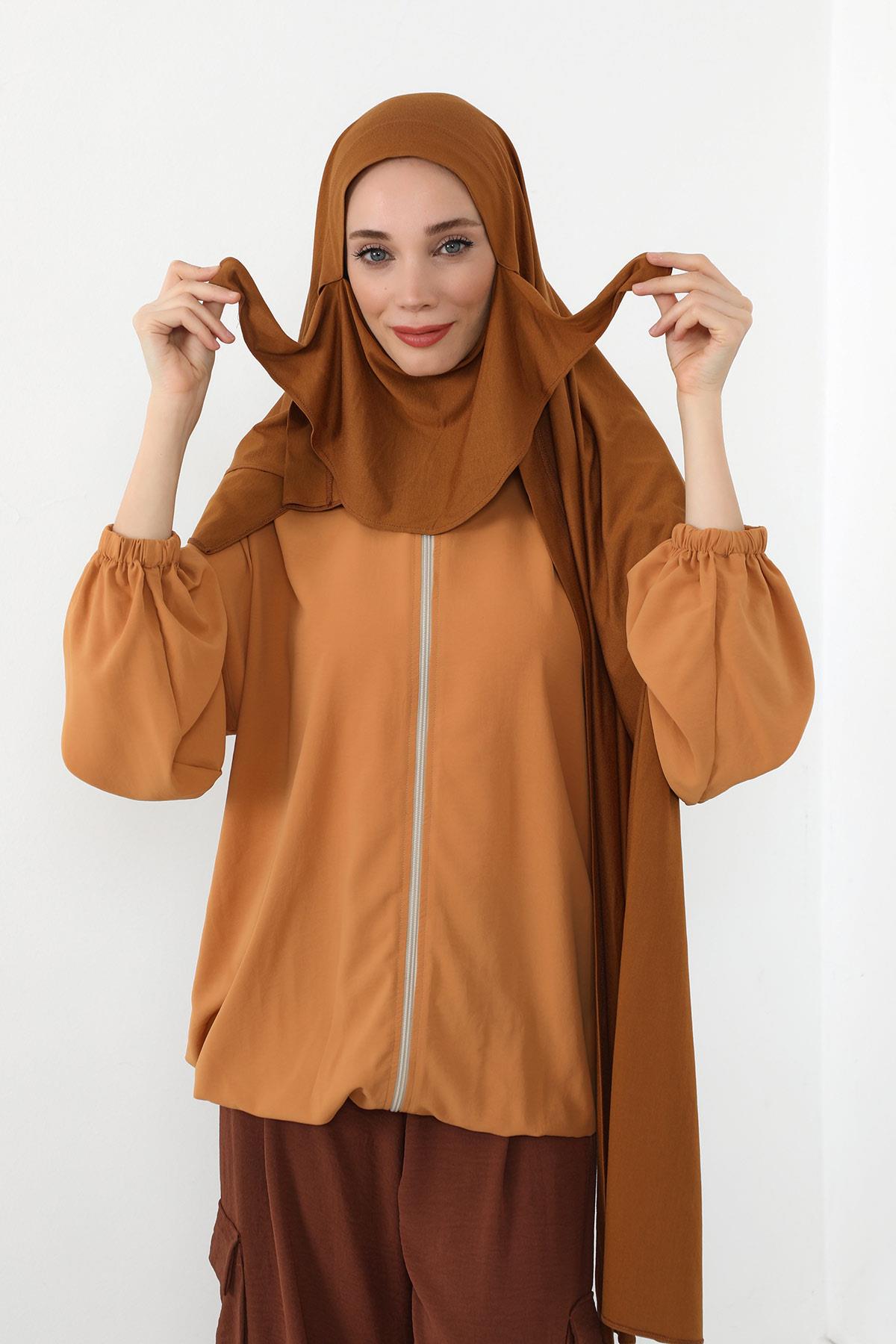 Ready-to-Wear Jersey Bonnet Shawl with Face Covering