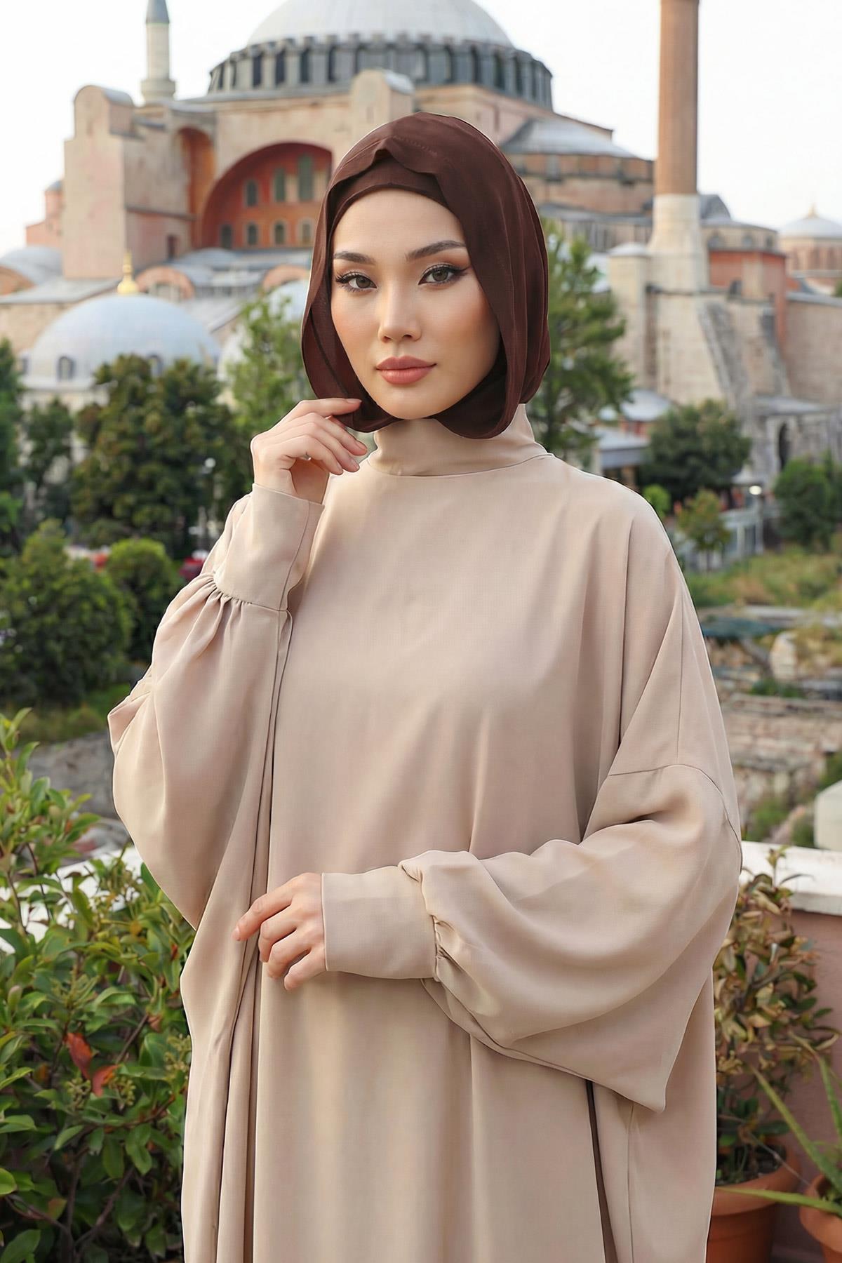Chiffon Hooded Jersey Underscarf with Neck Coverage