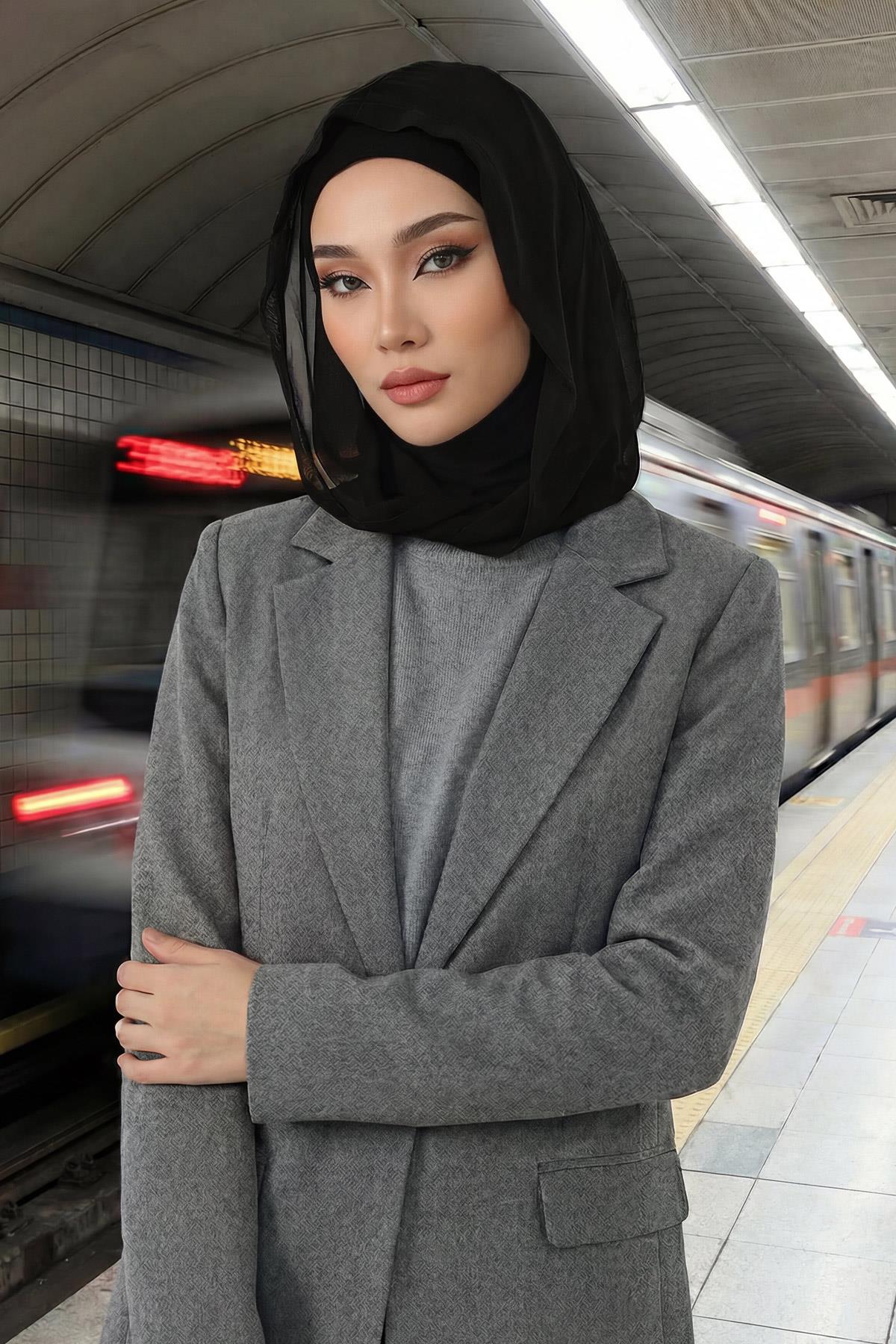 Chiffon Hooded Jersey Underscarf with Neck Coverage