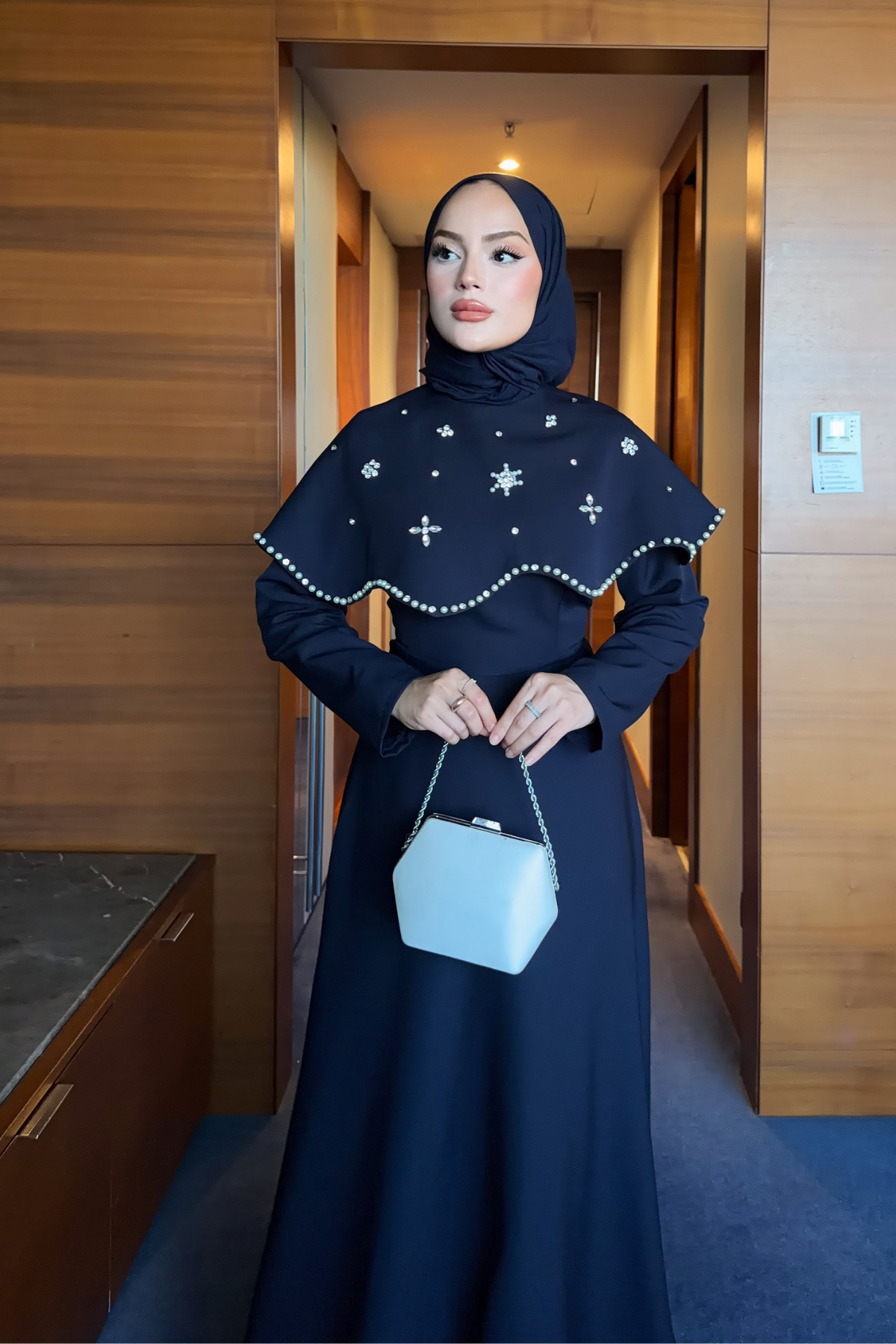 Long Dress with Detachable Cape & Crystal Embellishments — Lacivert